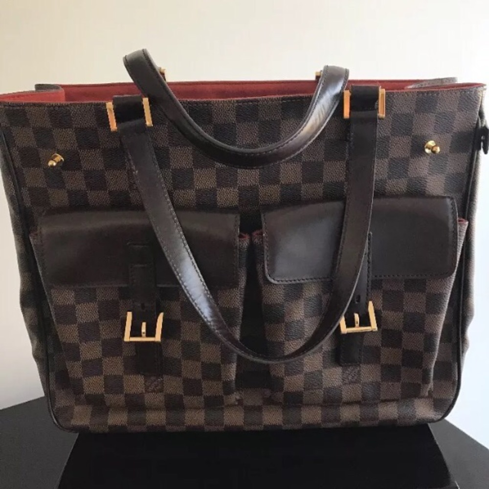 Stunning Louis Vuitton Damier Uzes Tote